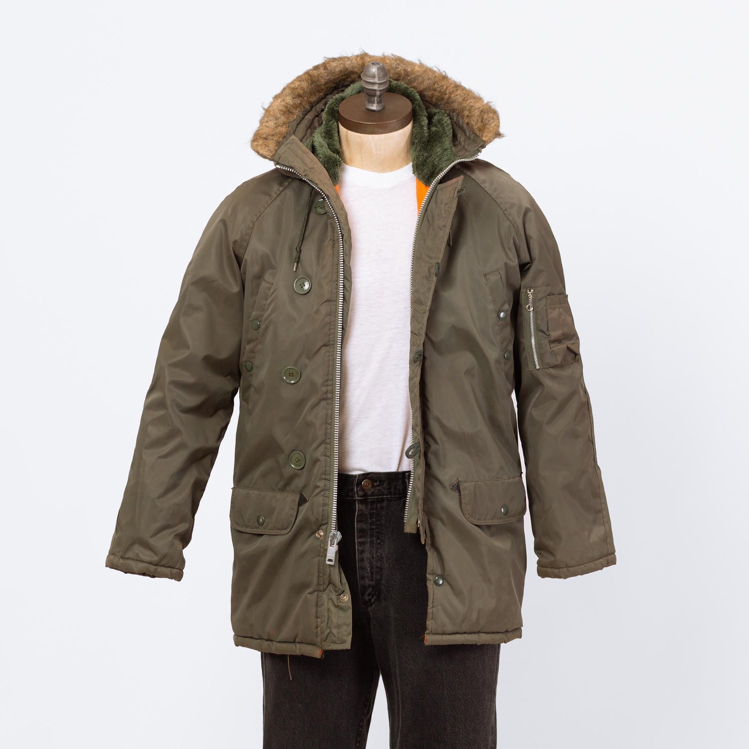 Bodega Vintage 80s Arctic Parka Hooded in Small shown on mannequin