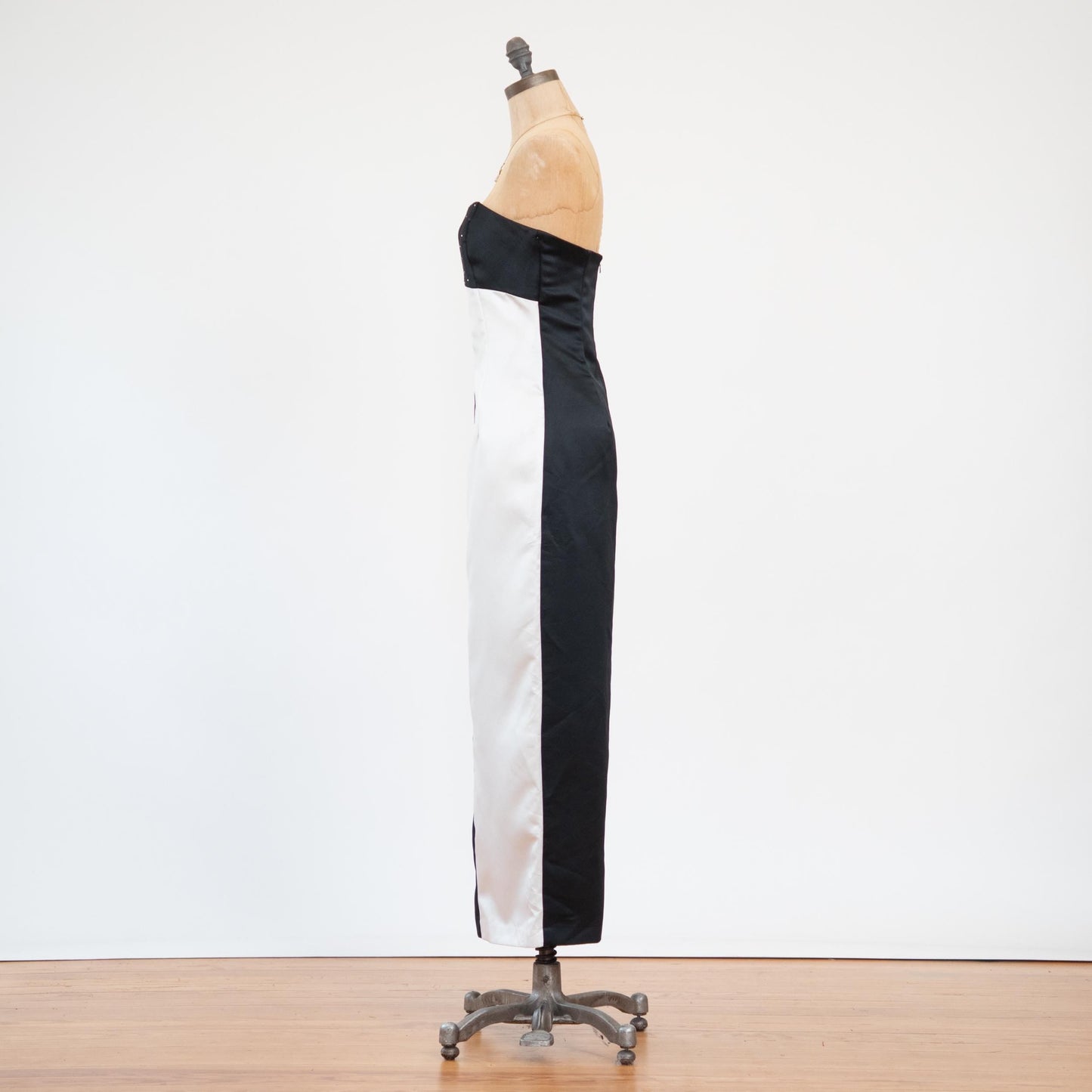 Bodega Vintage Y2K Jessica McClintock for Gunne Sax Black & White Satin Gown - Extra Small
